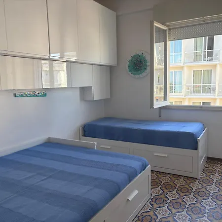 Lejlighed - A 4 Minuti Dal Mare Con Vista Gabicce Mare